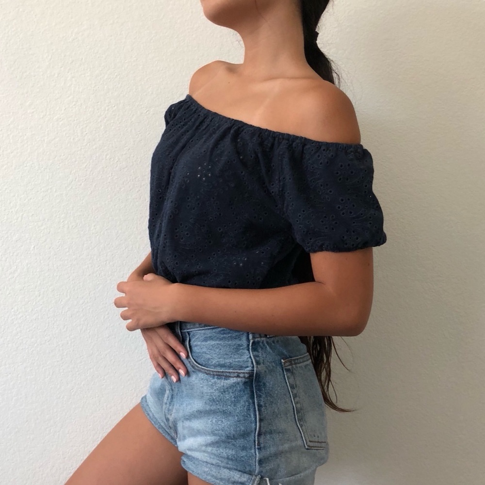 navy blue off the shoulder crop top